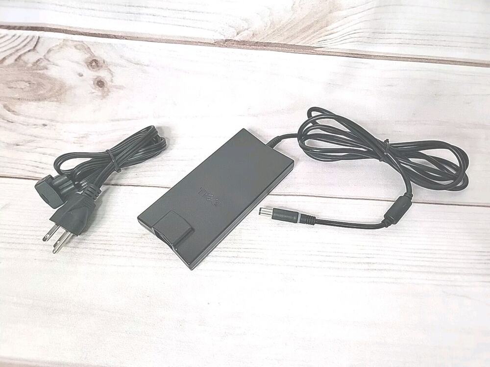 Genuine Dell Lap Top AC Adapter FA90PE1-00 19.5V 3.34A CM889 90W